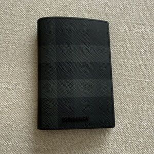 Burberry Check Passport Holder - Charcoal